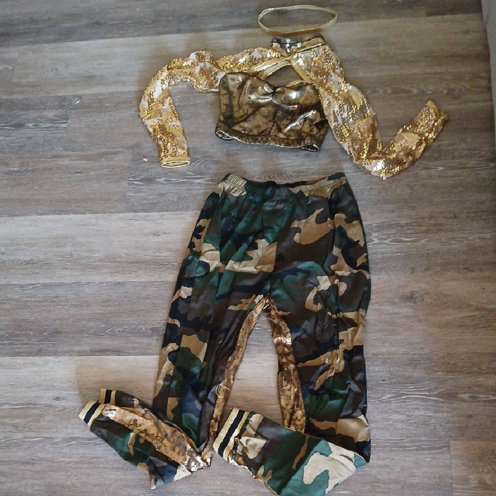 Awish come true costume style V2517.